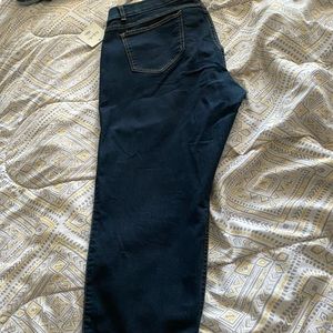 Rafaella weekend cuffed capri jeans